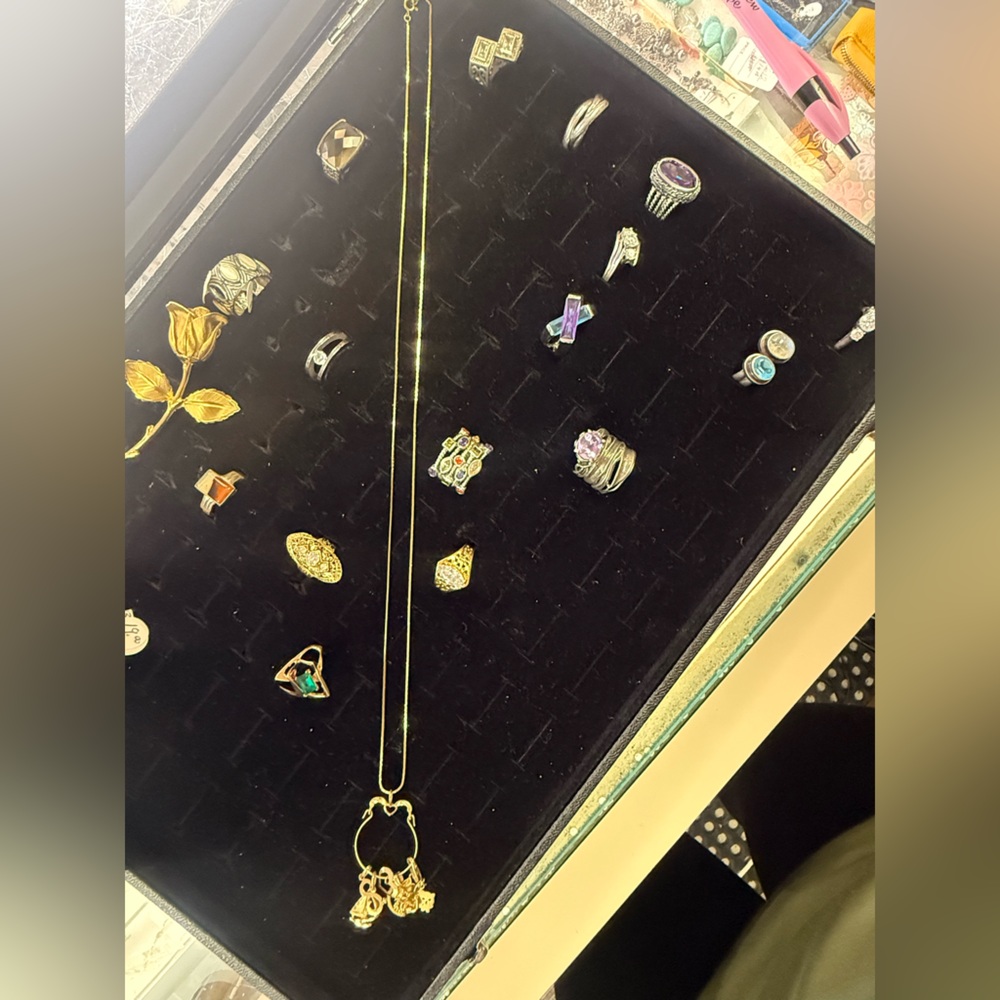 😍Gorgeous Vintage JW 14K Gold Necklace with 14K & 10K Gold Charms